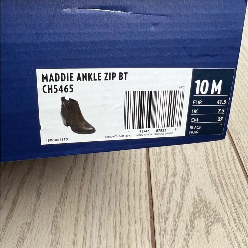 Rockport Women's Maddie Angled Ankle Zip Boots 10M Black Leather $130 - Picture 10 of 10